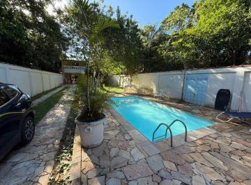Casa de 4 quartos, Peruíbe · Casa com 4 quartos e piscina em Peruíbe - R$ 550.000,00.