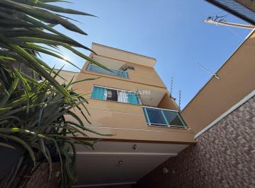 Casa de 3 quartos, Santo André · Sobrado de 252 m² com 3 quartos à venda no Parque João Ramalho