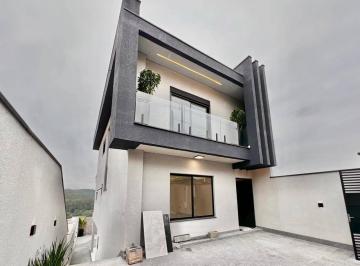 Casa · 220m² · 3 Quartos · 2 Vagas · Casa para Venda ou Locação com piscina no Portal dos Ipes em Cajamar