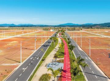 Terreno , Tijucas · Lote comercial 360m2 para construir 20 andares em bairro planejado