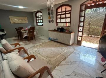 Casa · 360m² · 4 Quartos · Casa à venda - em Itapoã