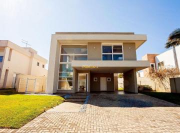 Casa de 4 quartos, Pinhais · Casa em Alphaville - 4 quartos, 3 suítes e amplo espaço com quintal - Completa para toda a família.