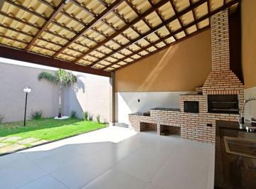 Casa de 4 quartos, Taguatinga · CASA REFORMADA 4 QUARTOS | 2 SUÍTES | ÁREA GOURMET COMPLETA | HABITE-SE