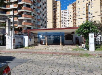 Foto · Aluga ou vende-se excelente casa térrea para fins comercial ou residencial  muito bem localizada na 