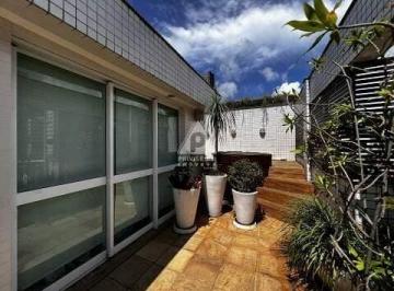 Casa · 247m² · 4 Quartos · 4 Vagas · Cobertura no Leblon: 247 m², 4 quartos (2 suítes), 4 vagas e lazer completo