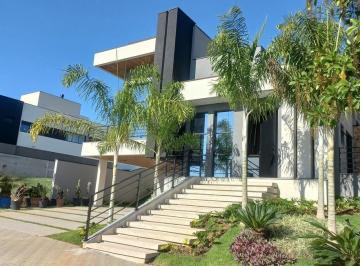 Casa · 290m² · 3 Quartos · 4 Vagas · Casa de Luxo Automatizada à Venda no Alphaville II, SJC