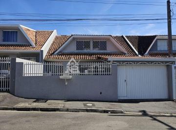 Casa · 110m² · 3 Quartos · 2 Vagas · Casa Renovada 3 Quartos com Churrasqueira em Vila Juliana, Piraquara