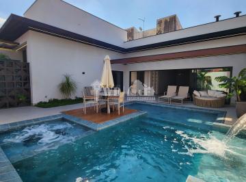 Casa · 240m² · 4 Quartos · Casa 4 quartos - Jardim Regente