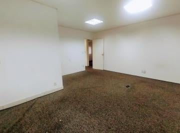 Comercial · 200m² · 1 Vaga · Sala comercial na Avenida João Carlos da Silva Borges, 260 - 4° andar • 200 m²