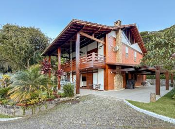 Casa · 330m² · 5 Quartos · 4 Vagas · Casa com 5 quartos à venda na Granja Comary, Teresópolis