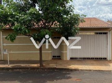 Casa · 236m² · 3 Quartos · 3 Vagas · Casa para venda em Jardim Universal de 236.00m² com 3 Quartos, 1 Suite e 3 Garagens