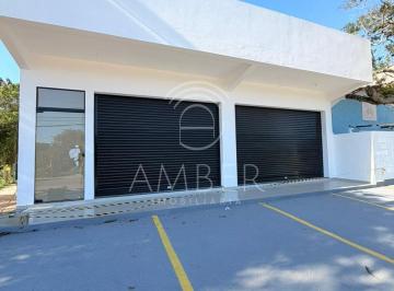 Foto 03 · LOJA COMERCIAL NOVA COM 90 M² E 3 VAGAS EM EXCELENTE LOCALIZAÇÃO EM BÚZIOS NA RASA