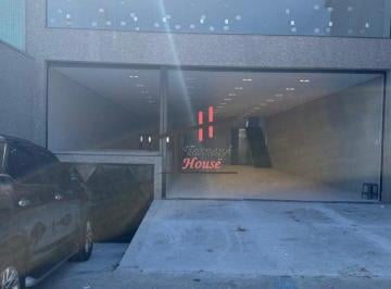 Comercial · 690m² · 10 Vagas · Edifício Comercial em Jardim Aricanduva