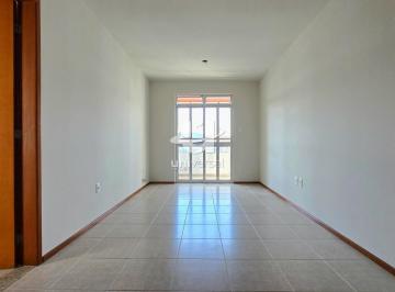 Apartamento · 72m² · 2 Quartos · 1 Vaga · Apartamento de 2 Quartos com Varanda e Vista Privilegiada para o Centro
