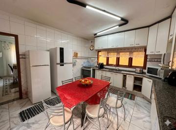 imagem · Casa à venda em Santana de Parnaíba, Tarumã, com 4 suítes, com 336 m², Tarumã