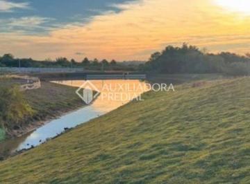 Terreno · 256m² · Oportunidade incrível de terreno em condomínio fechado, próximo ao lago e com total privacidade!