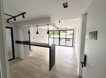 Apartamento · 88m² · 2 Quartos · 1 Vaga · Apartamento reformado à venda, 88m² e 2 quartos em Pinheiros | Próximo ao metrô