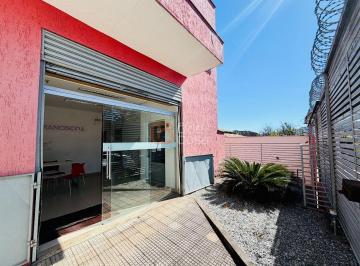 Comercial · 367m² · 3 Vagas · Prédio Comercial para venda em Candelária de 367.00m² com 3 Garagens