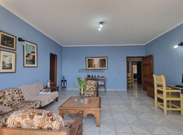 Código do Imóvel: CM1689302-23 - Imóvel anunciado por Lopes & Ribeiro Imóveis -  · Casa para venda em Centro de 308.00m² com 4 Quartos, 2 Suites e 8 Garagens
