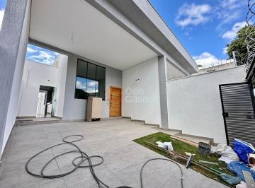 Casa · 120m² · 3 Quartos · 2 Vagas · Casa para venda em Sinimbu de 120.00m² com 3 Quartos, 1 Suite e 2 Garagens