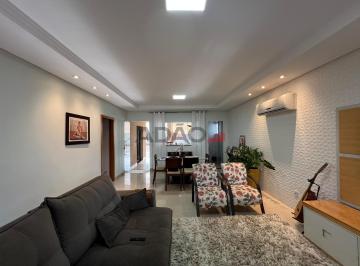 Sala · JARDIM AMÉRICA Casa de Rua com 3 Quarto(s) à Venda por R$ 1355000.00 no setor Jardim América VN42208