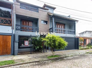 Casa · 240m² · 3 Quartos · 2 Vagas · **Casa Residencial de 3 Quartos em Ipanema, Porto Alegre, Rio Grande do Sul**