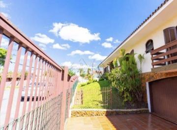 Casa · 264m² · 3 Quartos · Casa à Venda no Bom Jesus – 3 Quartos, 1 Suít