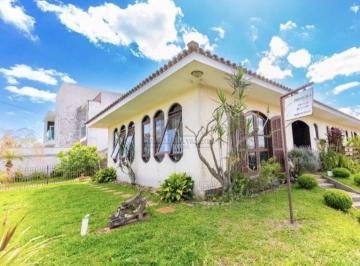 Casa · 264m² · 3 Quartos · Seu Novo Lar em Campo Largo: 680 m² de Espaço e Co