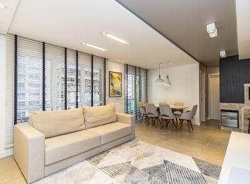 Sala · Próximo ao Clube Curitibano
