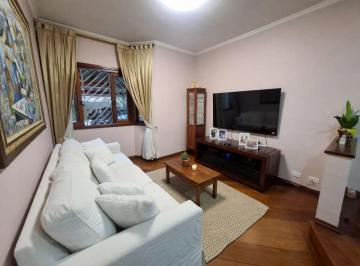 Casa de 3 quartos, São Paulo · Sobrado a venda em Santana 3 suítes, 4 vagas, quintal, churrasqueira, entrada lateral, placa solar.