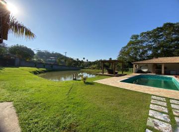 Rural de 2 quartos, Santa Isabel · CHACARA AMPLA PARA QUEM BUSCA 2 LAGOS CASA NOVA E LINDA