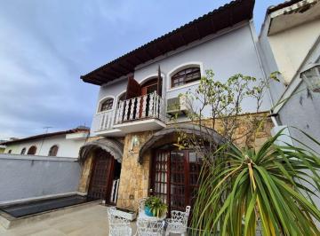 Casa de 4 quartos, São Paulo · Sobrado na Vila Paulicéia com 4 quartos, 3 vagas, próximo ao Metrô Estação Ayrton Senna