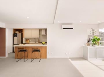 Living integrado à cozinha e à varanda · Apartamento 2 suítes à venda na Consolação — Bela Cintra 201