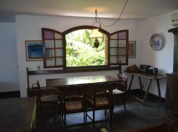Casa de 8 quartos, Angra dos Reis · Vendo Excelente Propriedade beira mar em Angra!!!
