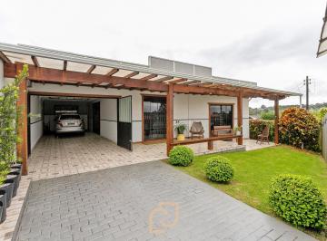 Casa · 123m² · 4 Quartos · 2 Vagas · Linda casa à venda em Campo Largo, na Vila Elizabete.