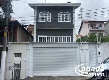 Casa · 284m² · 3 Quartos · 6 Vagas · Assobradado com 3 dormitórios em Osasco