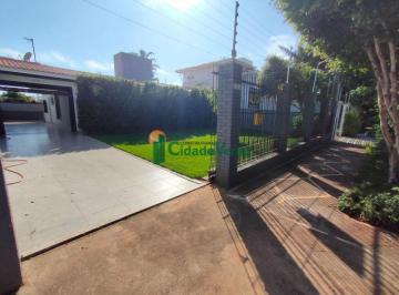 Casa · 3 Quartos · 2 Vagas · VENDA | Casa, com 3 dormitórios em Zona 04, Maringá