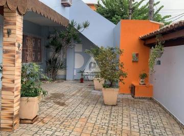 Casa · 170m² · 2 Vagas · Casa com 5 Quartos e 5 banheiros à Venda, 170 m² Cabo Frio RJ