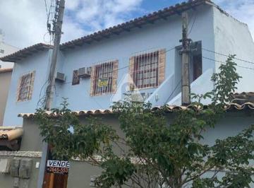 Casa · 170m² · 2 Vagas · Casa com 5 Quartos e 5 banheiros à Venda, 170 m² por R$ 1.030.000
