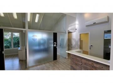 Casa · 175m² · 1 Quarto · 2 Vagas · Casa Comercial - 175m² - 6 salas - 2 vagas -Jardim Social