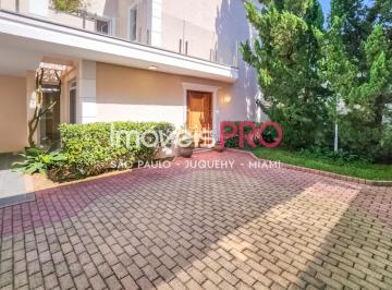 Casa · 315m² · 4 Quartos · 3 Vagas · Casa de condomínio exclusiva, com 4 quartos e 315m² no Alto da Boa Vista, São Paulo, SP