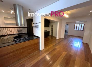 Casa · 131m² · 3 Quartos · 1 Vaga · Linda casinha de vila com segurança em Pinheiros !