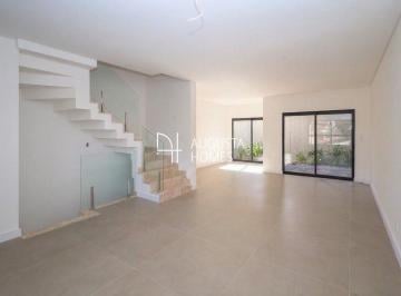Casa · 261m² · 3 Quartos · 2 Vagas · Casa à venda - na Água Verde