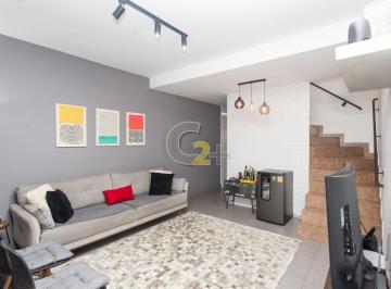 Casa · 150m² · 4 Quartos · 2 Vagas · Sobrado à venda em Vila Guedes com 4 quartos e 2 vagas de garagem.