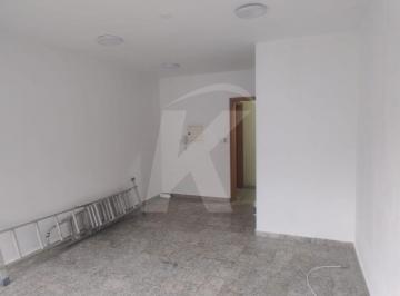 Comercial · 25m² · Sala Comercial de 25m² na Av. Água Fria | Ar-Condicionado e Piso em Granito | Pronta para Uso