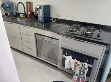 Apartamento · 40m² · 2 Quartos · Apartamento mobiliado com 2 quartos, sala, cozinha, banheiro e área de serviço.
