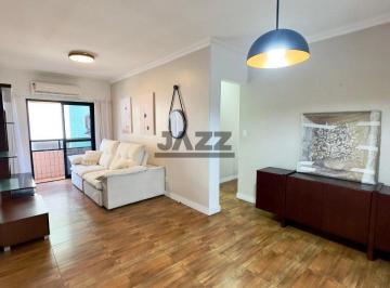 Apartamento · 74m² · 2 Quartos · 1 Vaga · Apartamento Semi Mobiliado com 2 Dormitórios (1 Suíte) e Ar-Condicionado a 150m da Praia na Guilherm