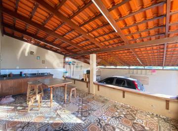 Casa · 117m² · 3 Quartos · 4 Vagas · Casa à Venda com 03 Quartos no Bairro Belvedere em Divinópolis MG.