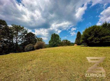 65ce8b9d854e2fe13e562a0ec47ab3cf677f6421 · Terreno à venda, 1100 m² por R$ 580.000,00 - Vila Inglesa - Campos do Jordão/SP