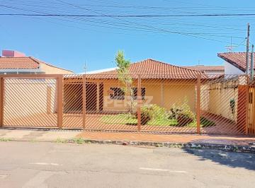 Casa · 155m² · 4 Quartos · 6 Vagas · Casa térrea no Jardim Autonomista